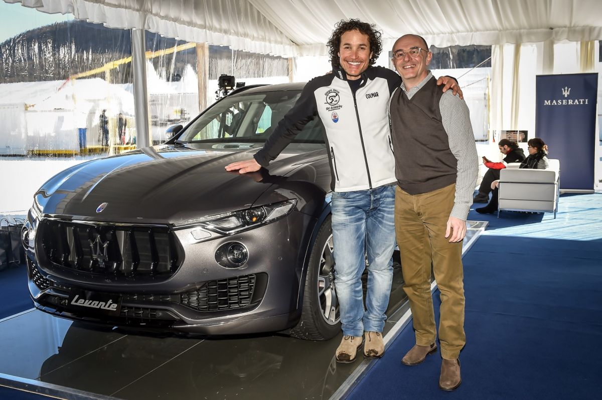 695440407TP096 Maserati Pol