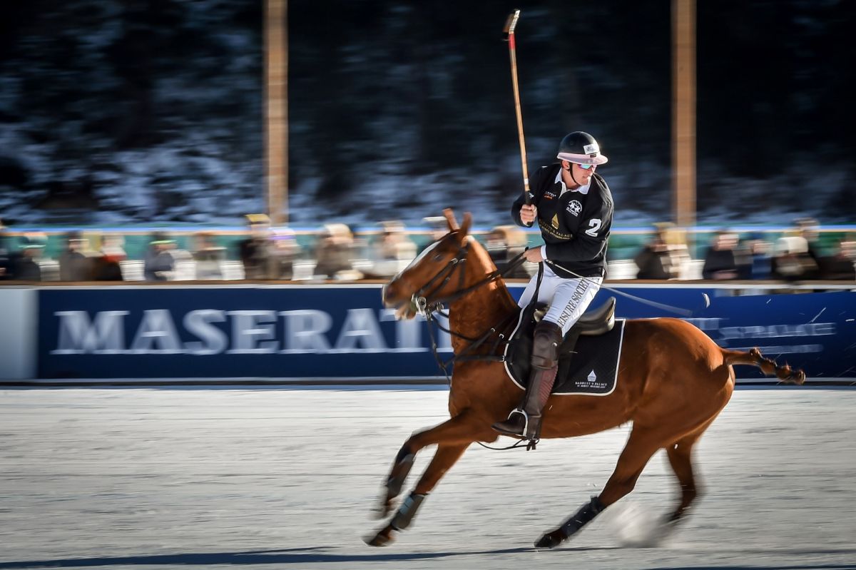 695440407TP102 Maserati Pol