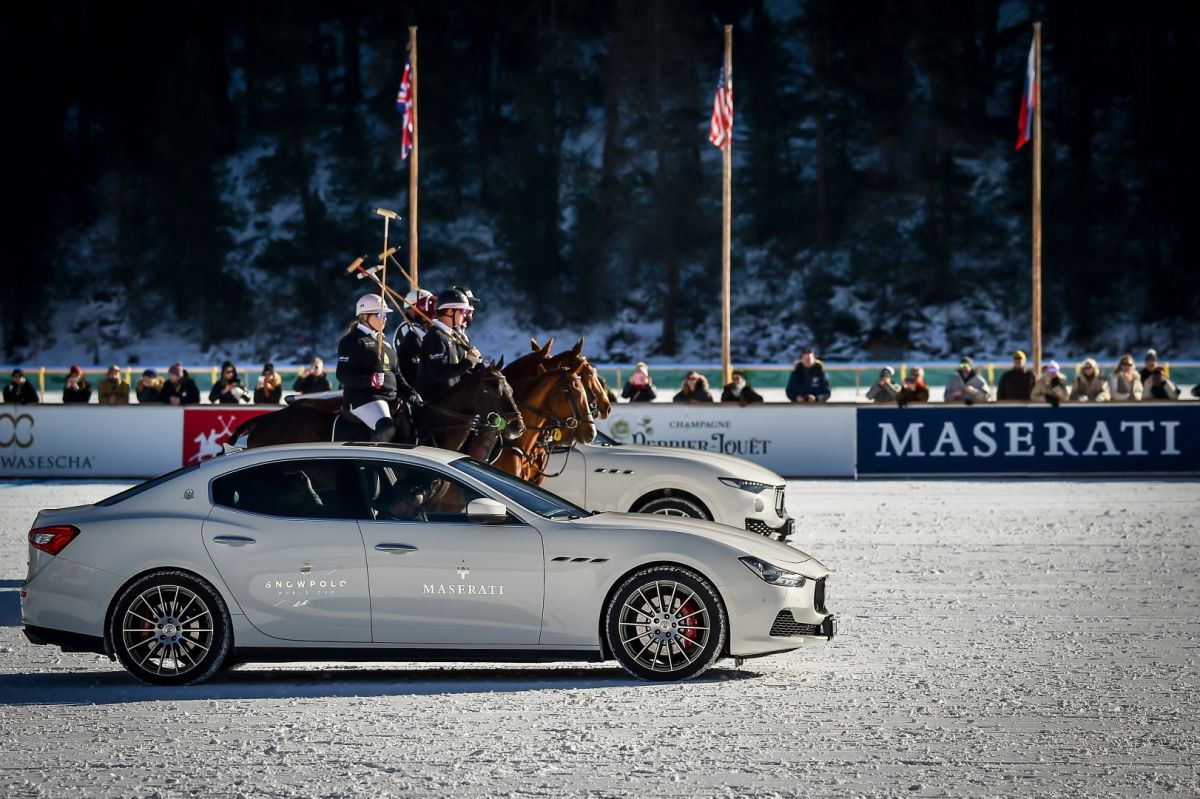 695440407TP108 Maserati Pol