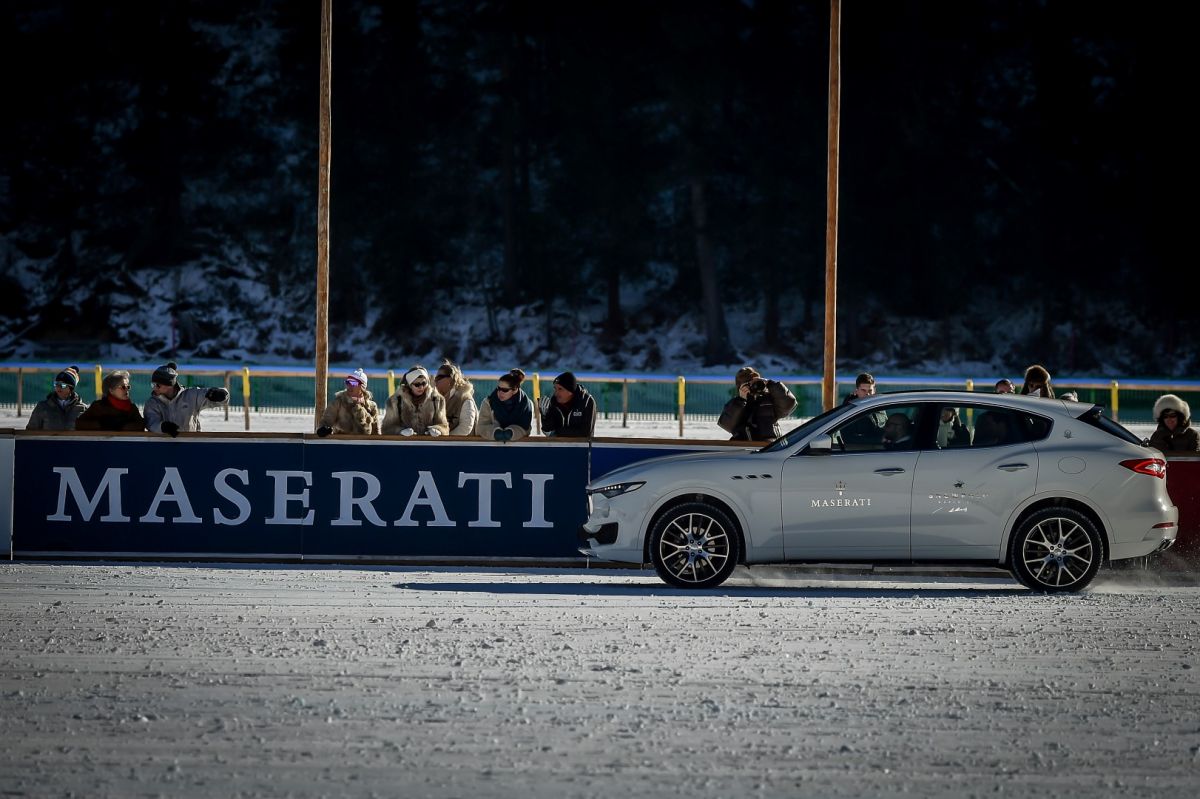 695440407TP114 Maserati Pol