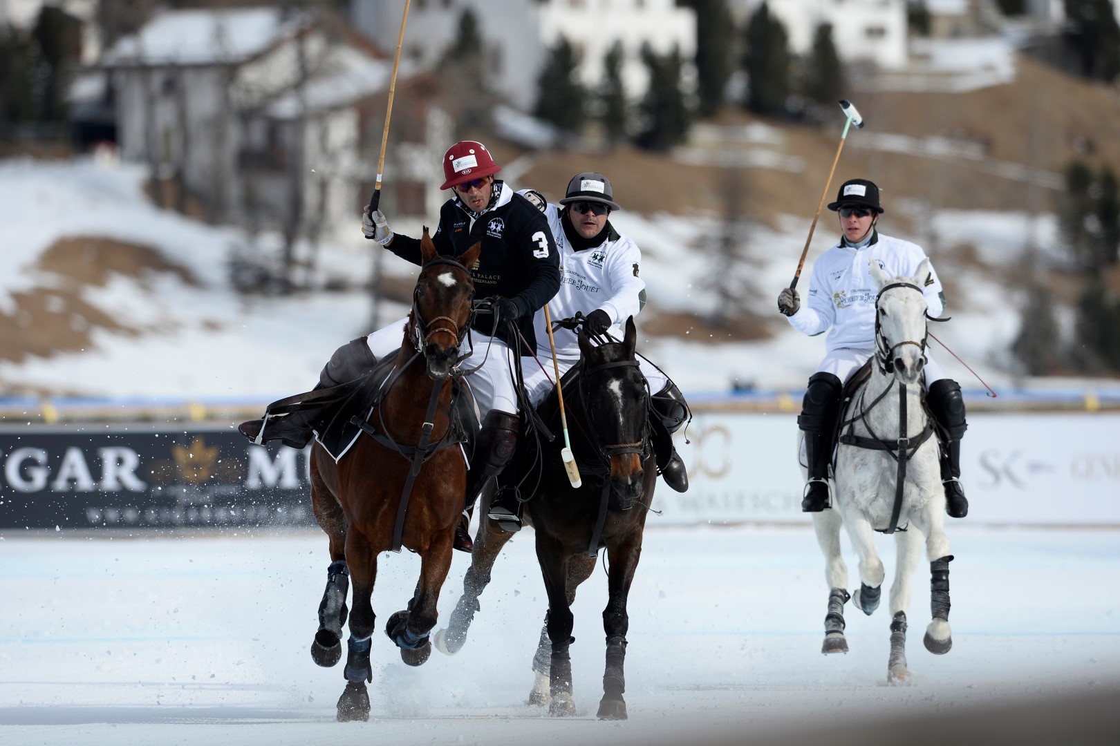 28 01 17-0384 32530252906 o