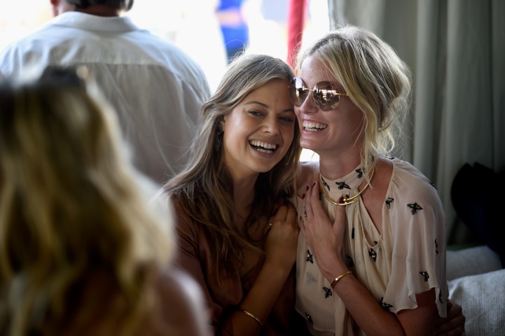 700065097 AJ 9172 EEC1941FB74282B99B49135484F1561A