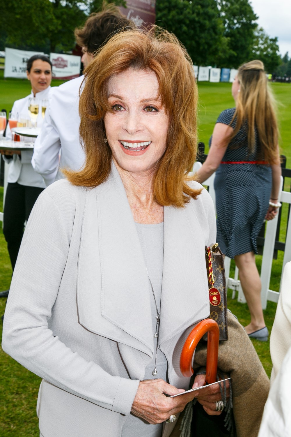 9. Ms Stephanie Powers